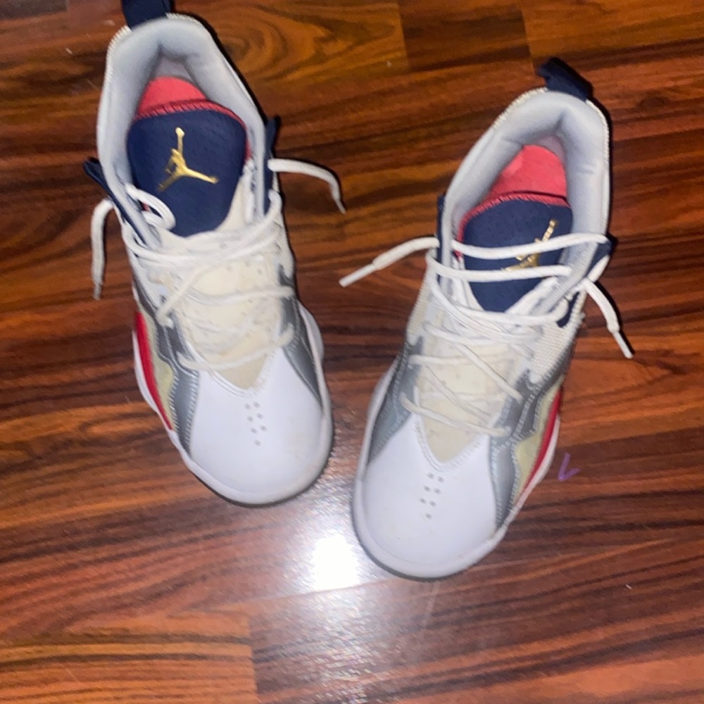 Nike jordan air zoom youth size 7